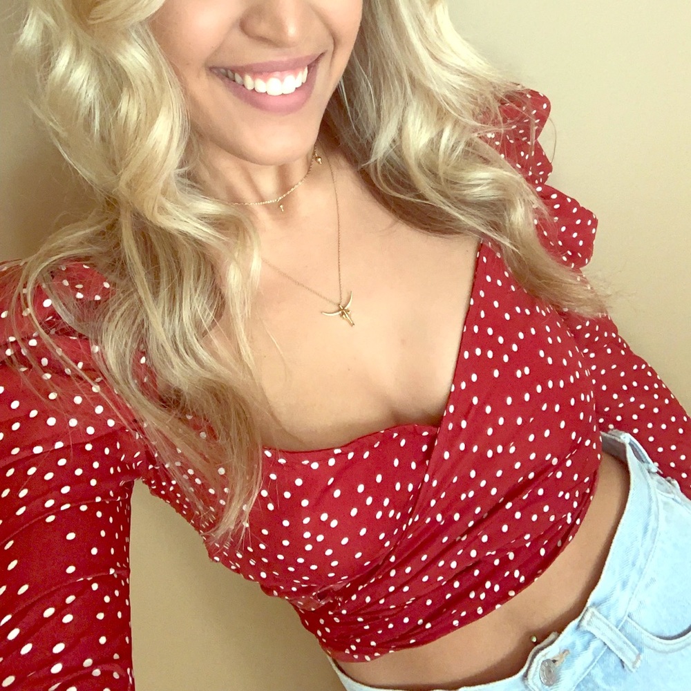 BURGUNDY TIE FRONT CROP